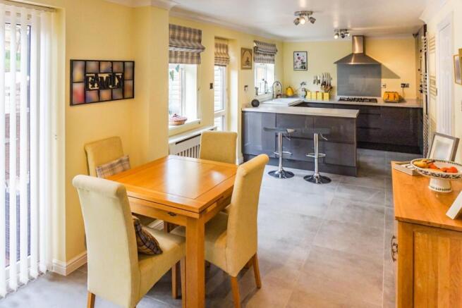 Kitchen/Dining Room