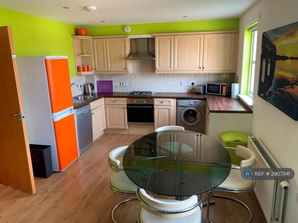Kitchen / Dining