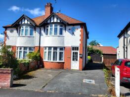 11, St Margarets Drive, Rhyl LL18 2HY
