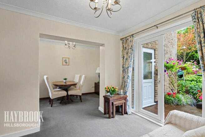 4 bed Detached for sale Image 7