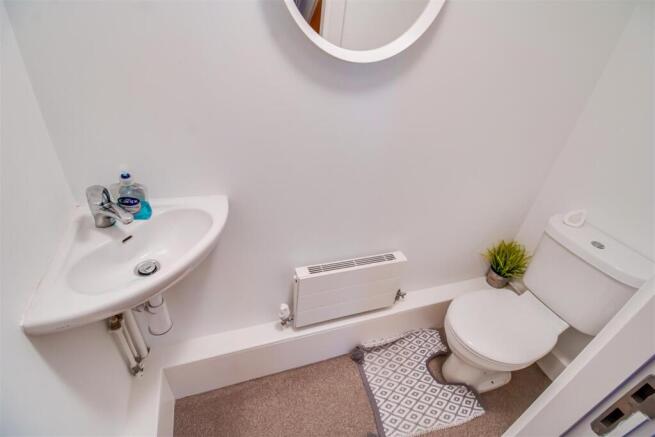 4 bed Town House for sale Image 7