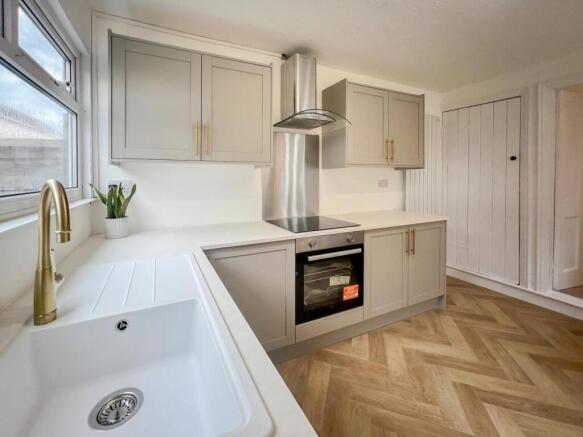 3 bed Terraced for sale Image 10
