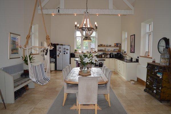 dining/kitchen