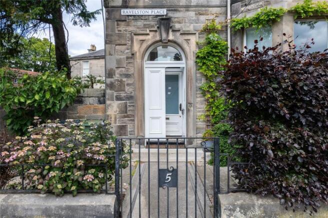 Flat 2, 5 Ravelston Place, Ravelston, Edinburgh, EH4 3DT photo 4