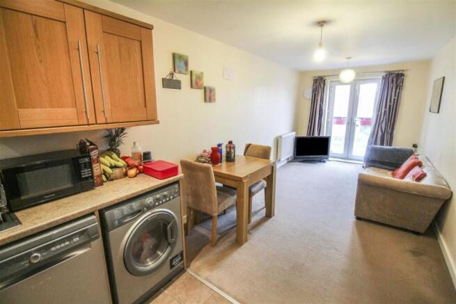 Open Plan Kitchen/Lounge