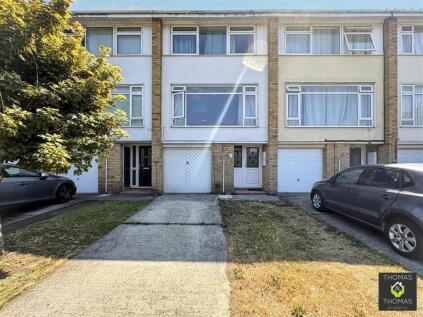 Fairmile Gardens, Longford