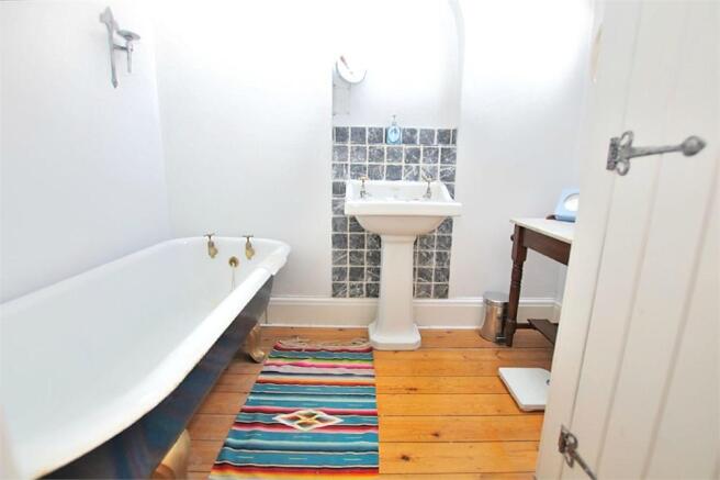 Photo 12