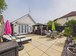 The Annexe, Oak Tree Cottage, West Street, Tadley RG26 3ST