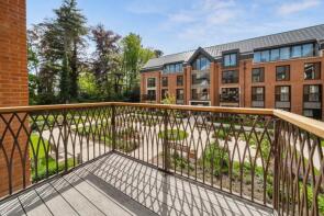 6, Owen Court, Carriage Drive, Ascot SL5 0FX