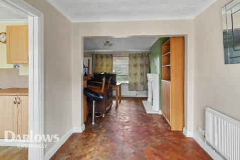 St Helens Court, Caerphilly