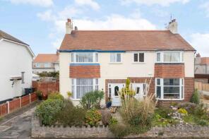 12 Wynfre, Hall Road, Llandudno LL30 3HE
