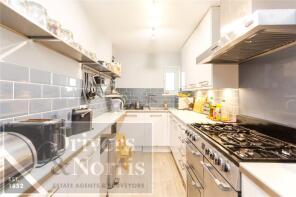 19, Penderyn Way, London N7 0EY