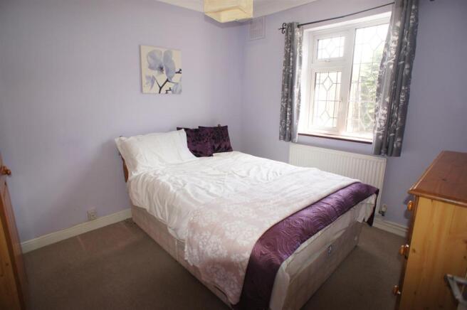 BEDROOM 2