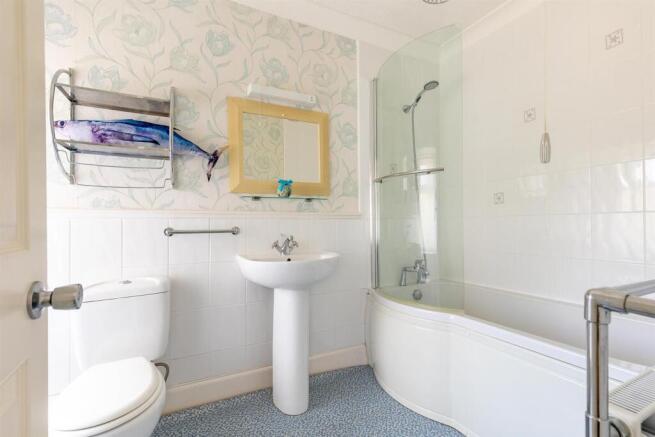 12 bed Detached for sale Image 5