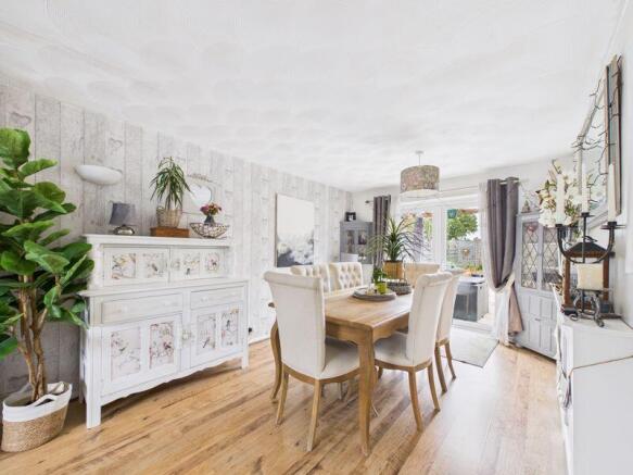 Goodmoor Crescent, Churchdown photo 4