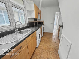 2, Willow Way, Clacton-on-sea CO15 2HB