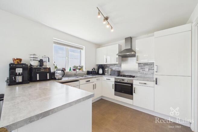 3 bed Detached for sale Image 5