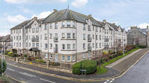 Halley's Court, Kirkcaldy