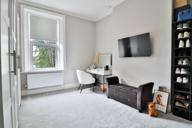 5 bed Terraced for sale Image 12