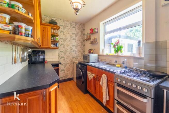 Moorland Road, Burnley photo 4