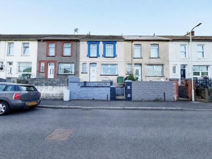 Glenavon Terrace, Gilfach Goch, Porth, Rhondda Cynon Taff. CF39 8RB