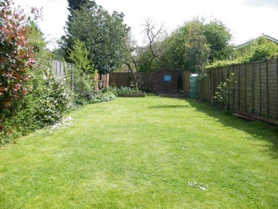120' Rear Garden