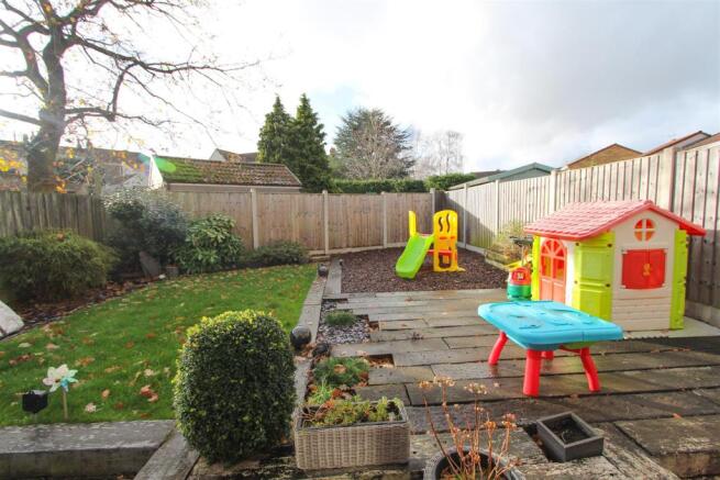 GARDEN 1.jpg