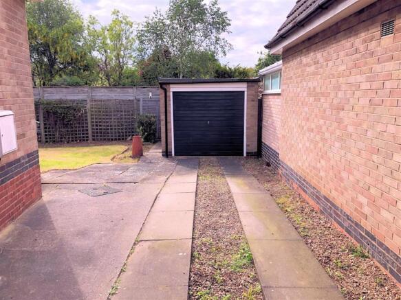 garage.jpg