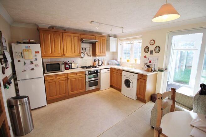 Kitchen/dining...