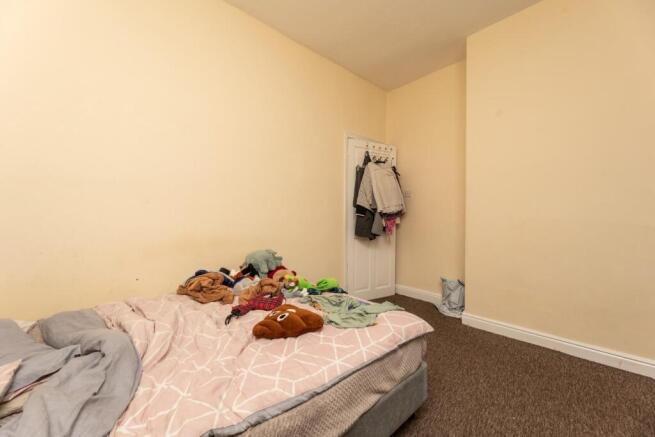 2 bed Terraced for sale Image 8