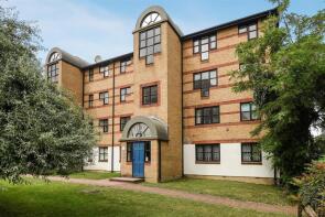Flat D, 153, Plough Way, London SE16 7FN