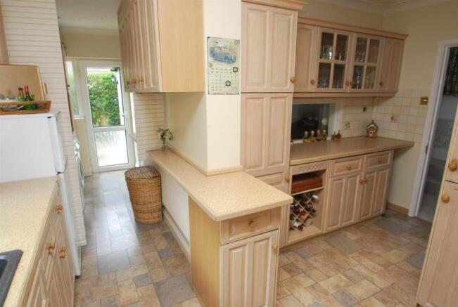 Kitchen Alt