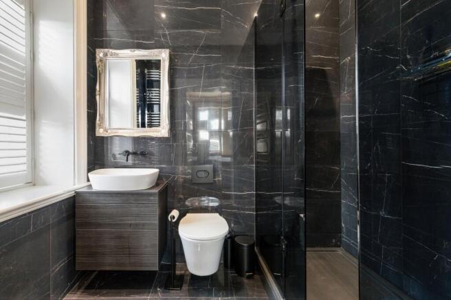 2 bed Flat for sale Image 11