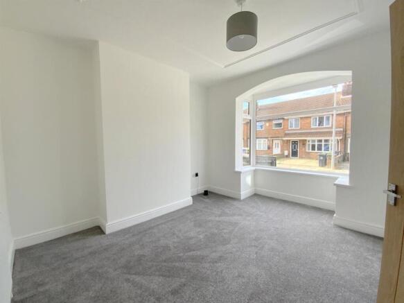 Felstead Road, Grimsby photo 4