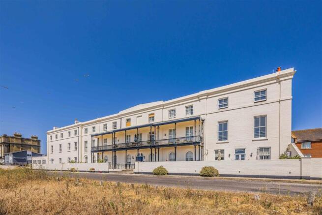 Flat 3, Royal Apartments, Seafront, Hayling Island