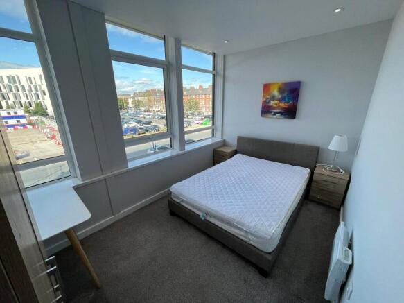 1 bed Flat to rent Image 4