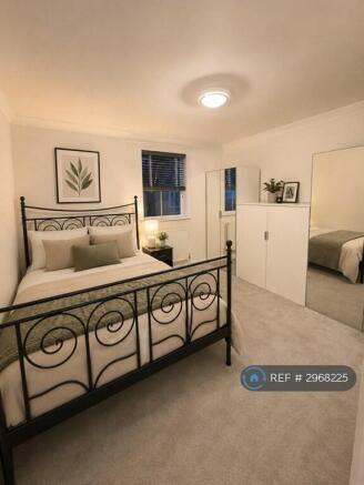 En-Suite Bedroom 1