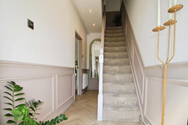 3 bed Terraced for sale Image 4