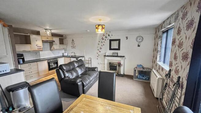 Living/Kitchen