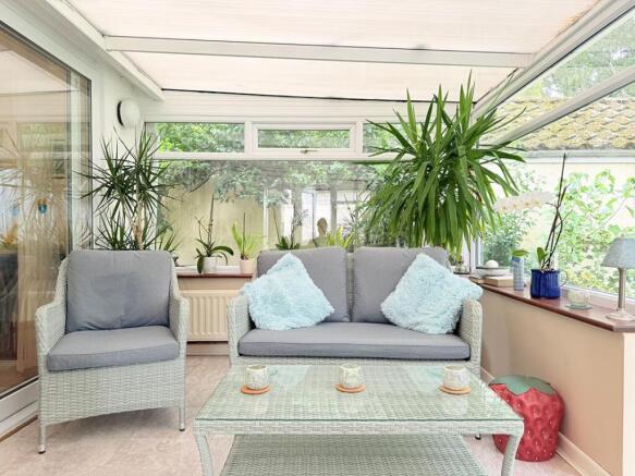 3 bed Detached Bungalow for sale Image 4