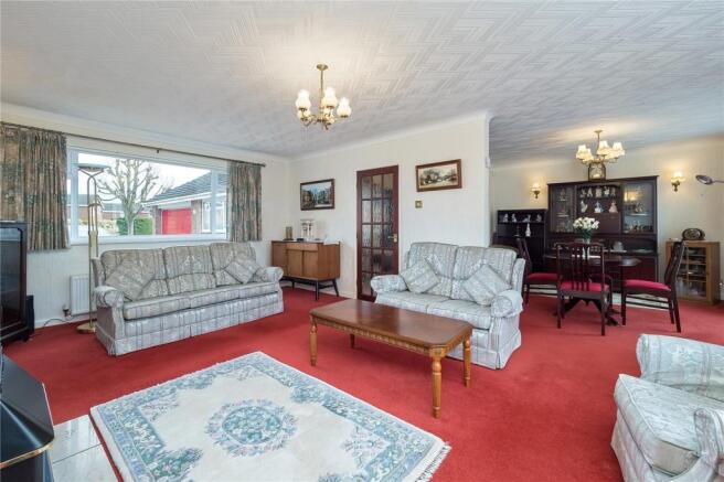 Sitting/Dining Room