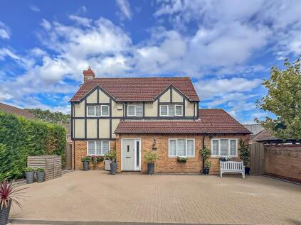 Moorhen Court, Quedgeley, Gloucester, GL2 4LE