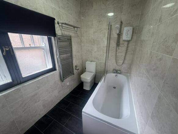 1 bed Apartment to rent Image 12