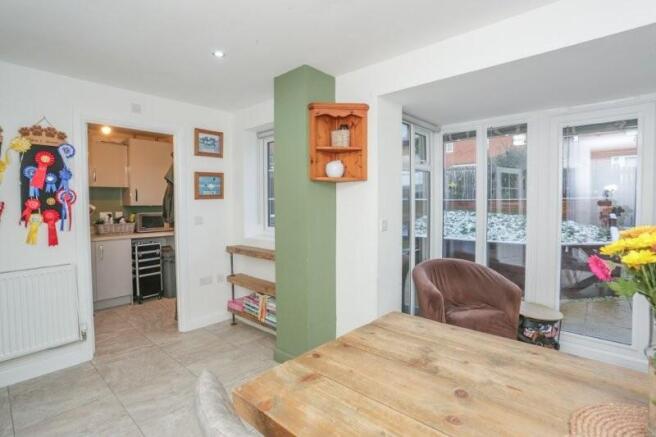 4 bed Detached for sale Image 10