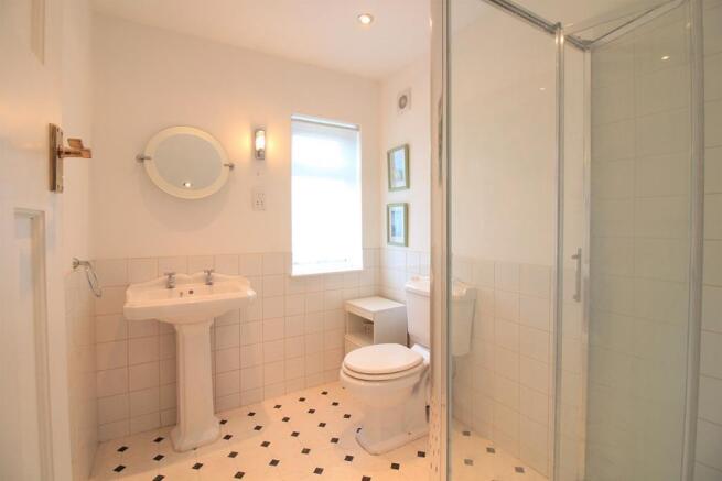 Shower/WC