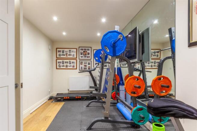 Gym i (1 of 1).jpg