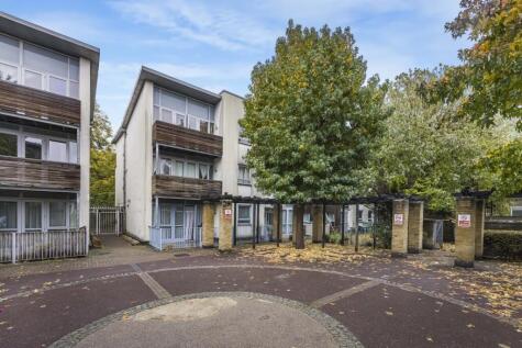 Kinglet Close, London, E7