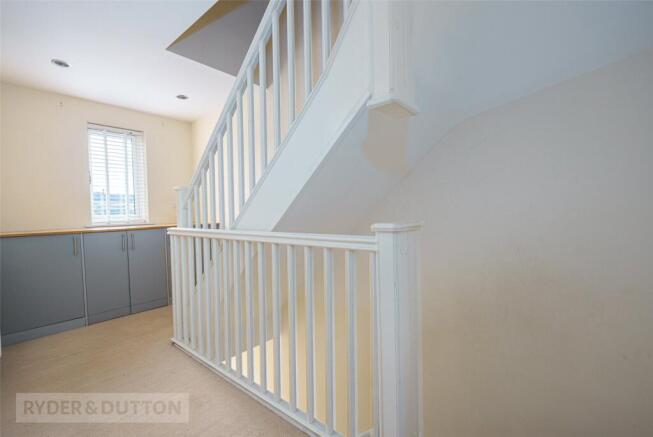 3 bed Town House for sale Image 8