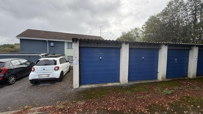 Studio parking on Icy Park, Aveton Gifford, Kingsbridge, £10,000