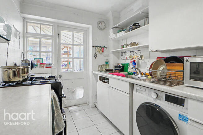Canterbury Close, Greenford photo 4